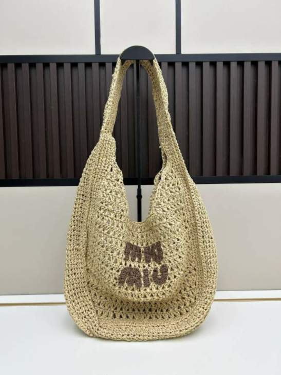 Picture of Miu Miu Handbags _SKUfw200188740fw